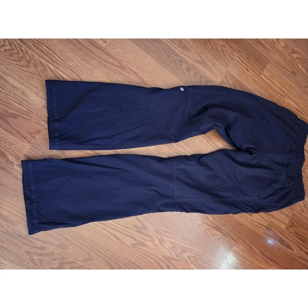 Lululemon Athletica‎ Navy Blue Yoga Pants Athletic Activewear Size 4 LW5721S